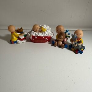 Vintage 90’s/early 2000s Caillou bath time toys